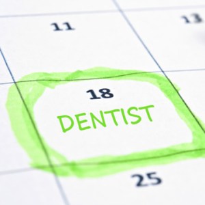calendar with dentist appointment circled